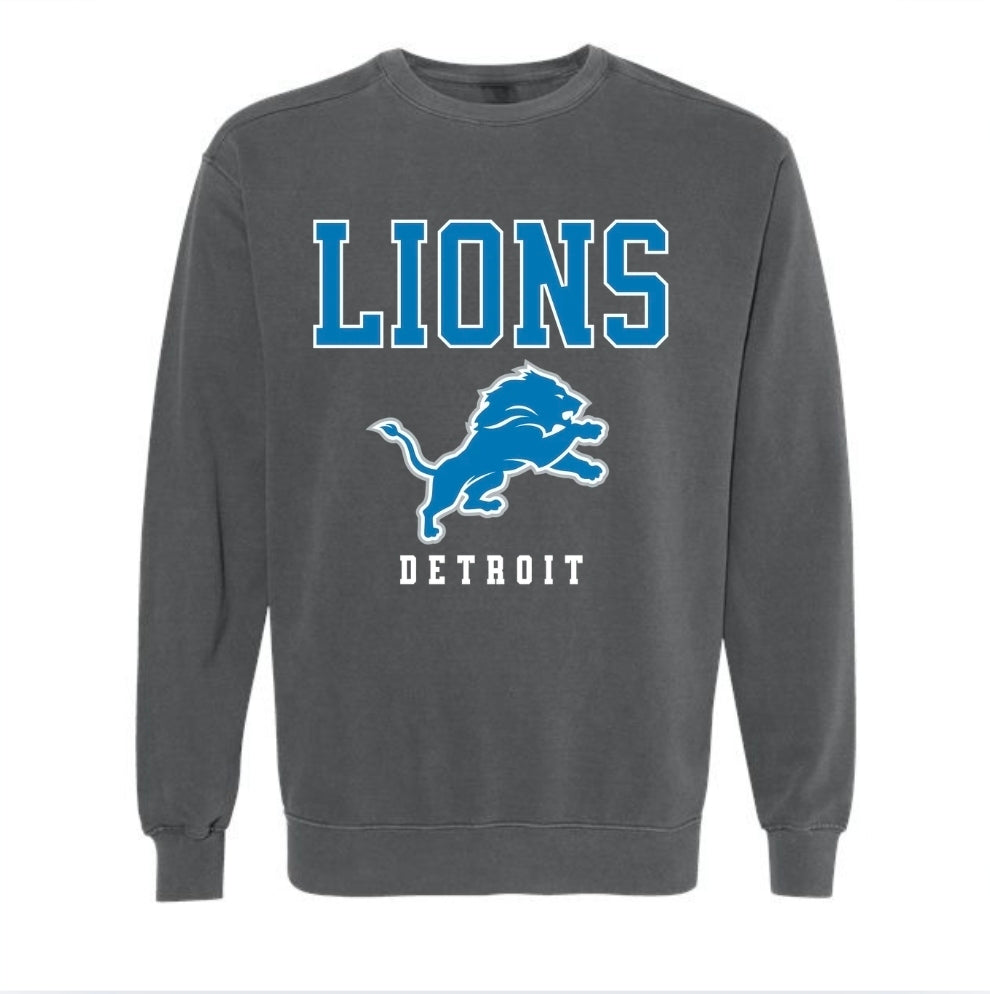 DL | Unisex Tshirt or Crewneck Sweatshirt