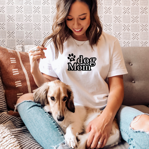 RETRO DOG MOM | Unisex Crewneck Tshirt